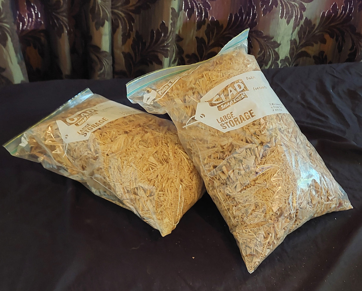 Oak wine barrel shavings & pieces
